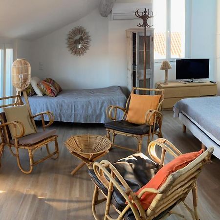 Les Nuits Etoilees, Studio Terrasse Apercu Mer, Tres Lumineux, Ac, 100M Du Port Sanary Sanary-sur-Mer Exterior foto