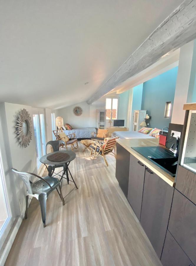 Les Nuits Etoilees, Studio Terrasse Apercu Mer, Tres Lumineux, Ac, 100M Du Port Sanary Sanary-sur-Mer Exterior foto